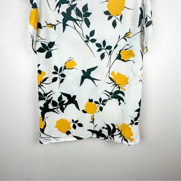 Cabi 3963 Birdwatcher Floral Crossover Flutter Sleeve Blouse XS - Picture 8 of 10